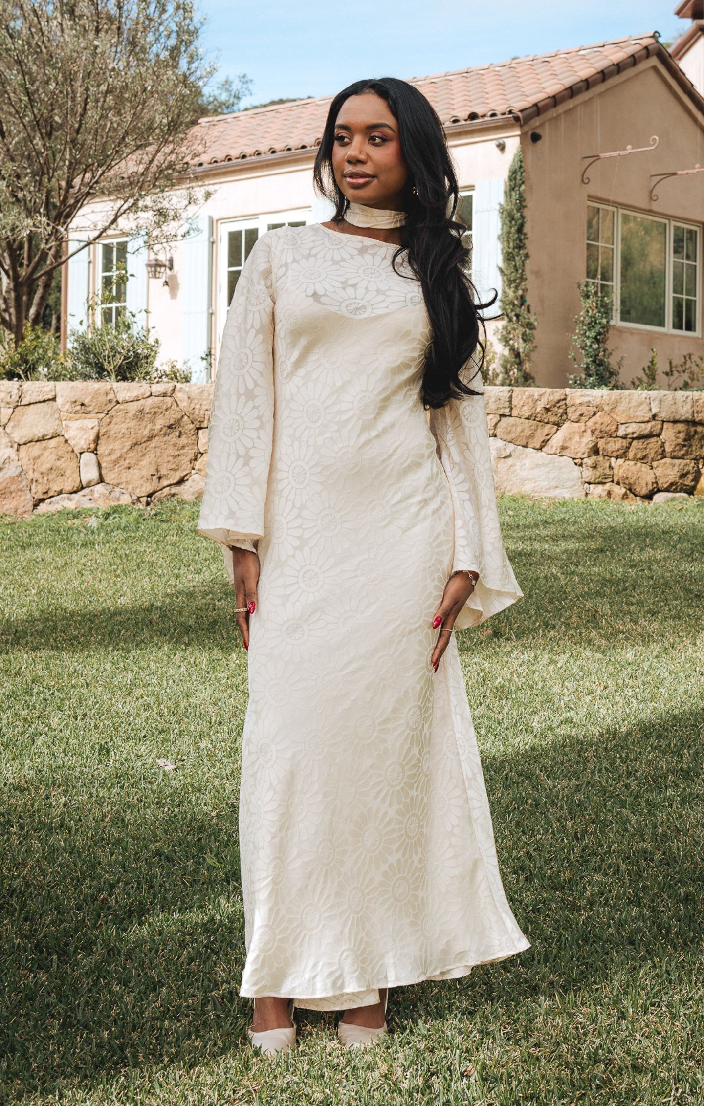 Sarah Dress ~ Cream Daisy Burnout